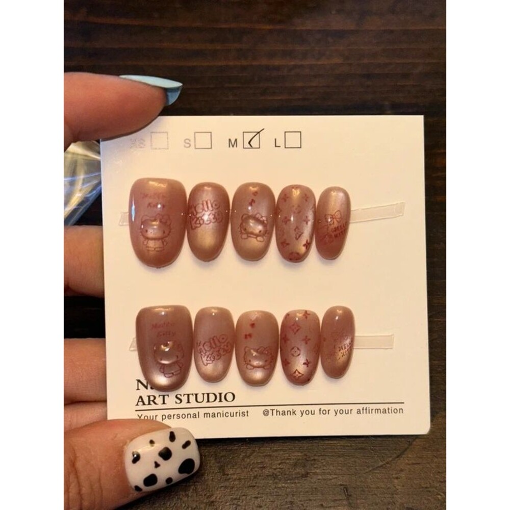 Hello Kitty Round Press On Nails Size Medium